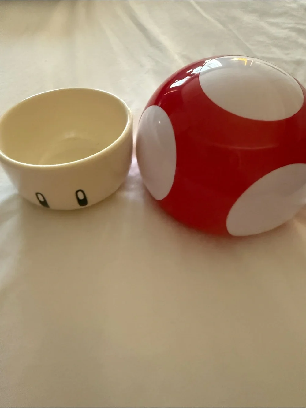 Red Mushroom Character Lamp Nightlight - Gaming-Themed Decor